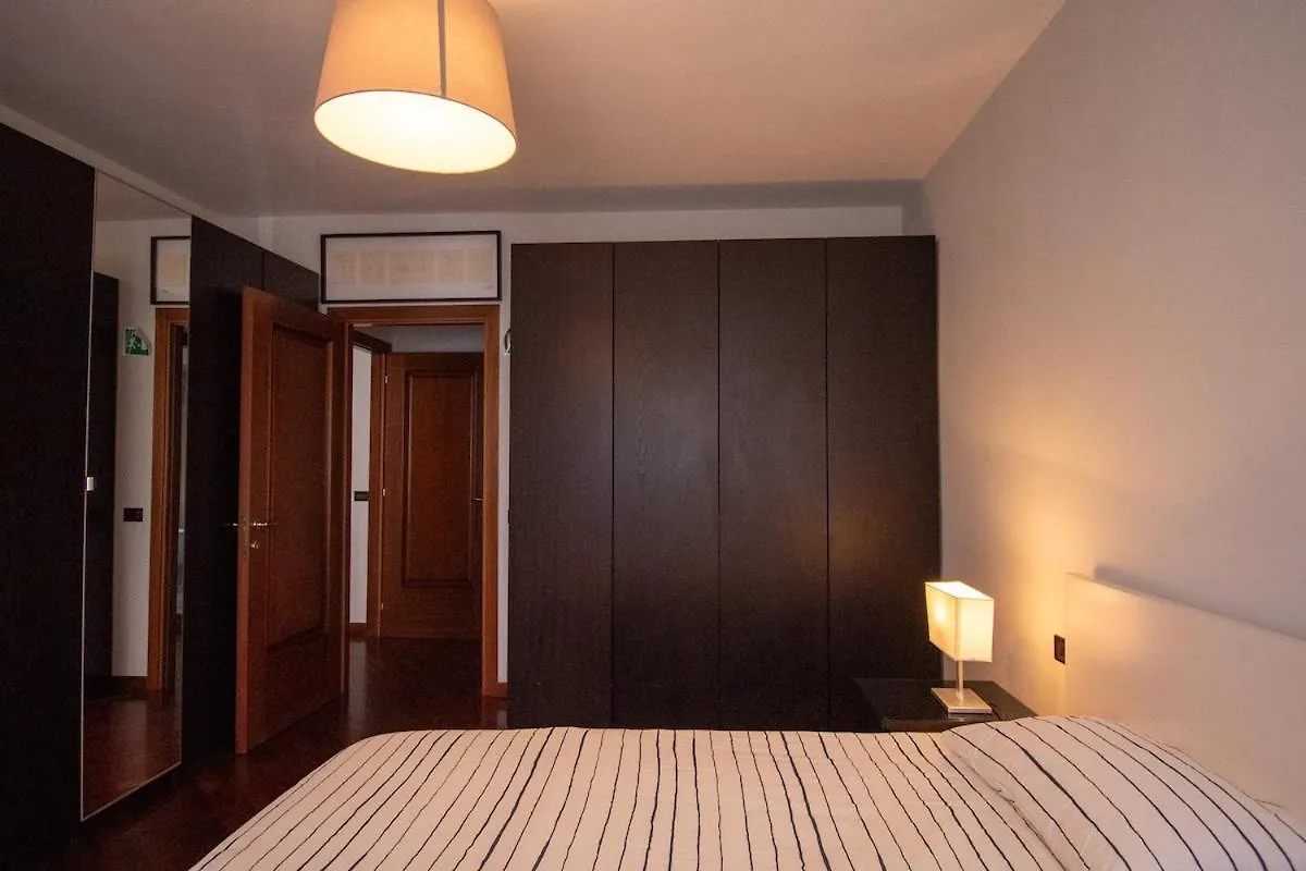 Life Home - New Apartment Eur Torrino Rome