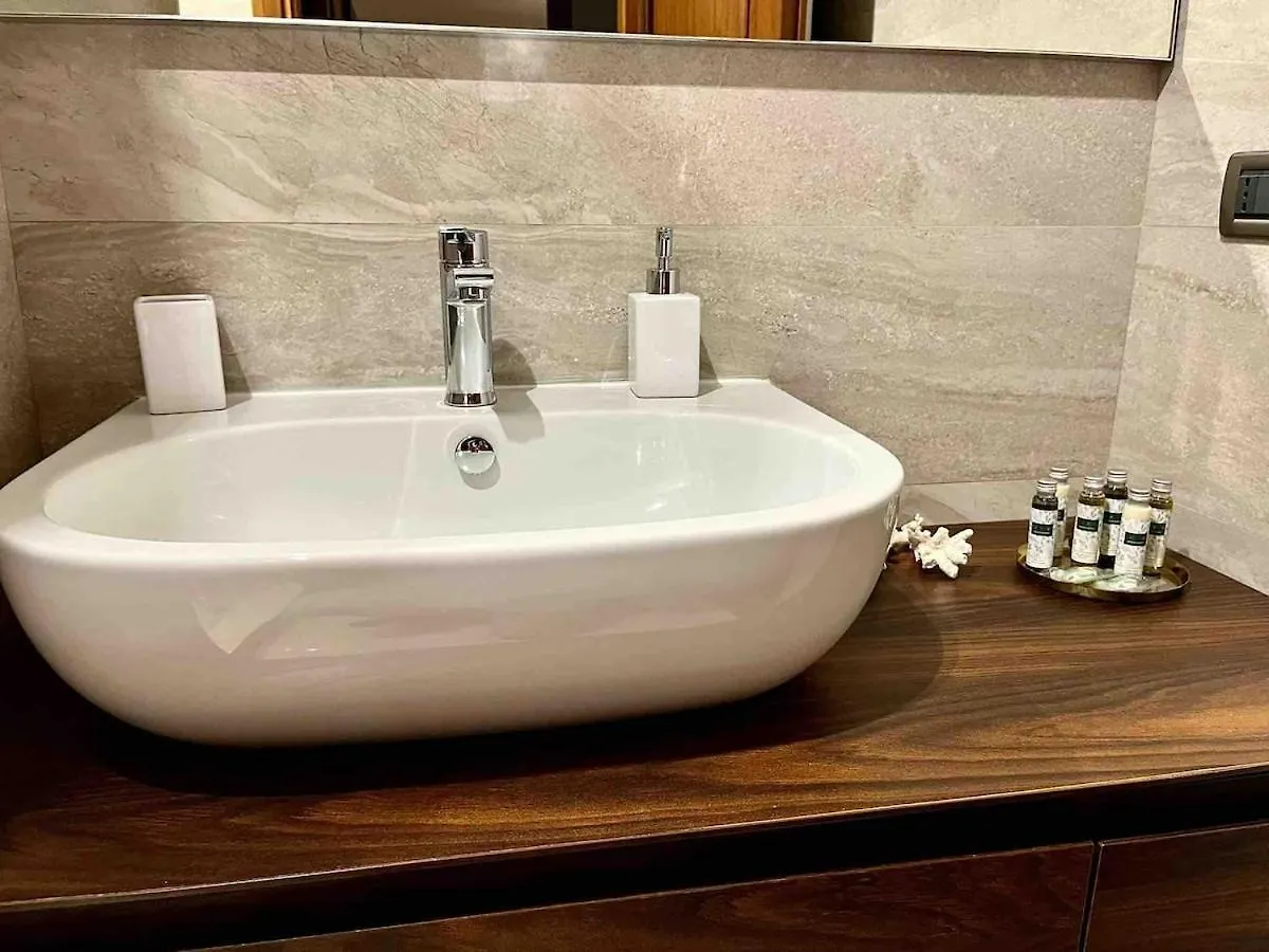 Life Home - New Apartment Eur Torrino Rome